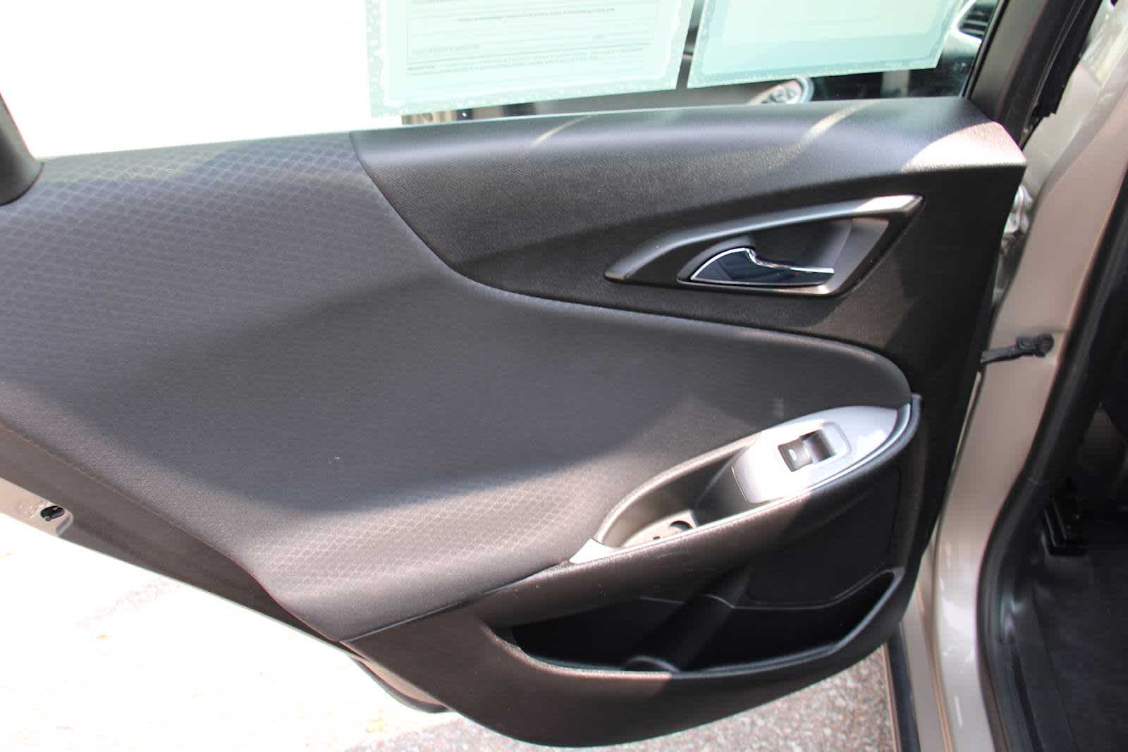 2022 Chevrolet Malibu photo 43