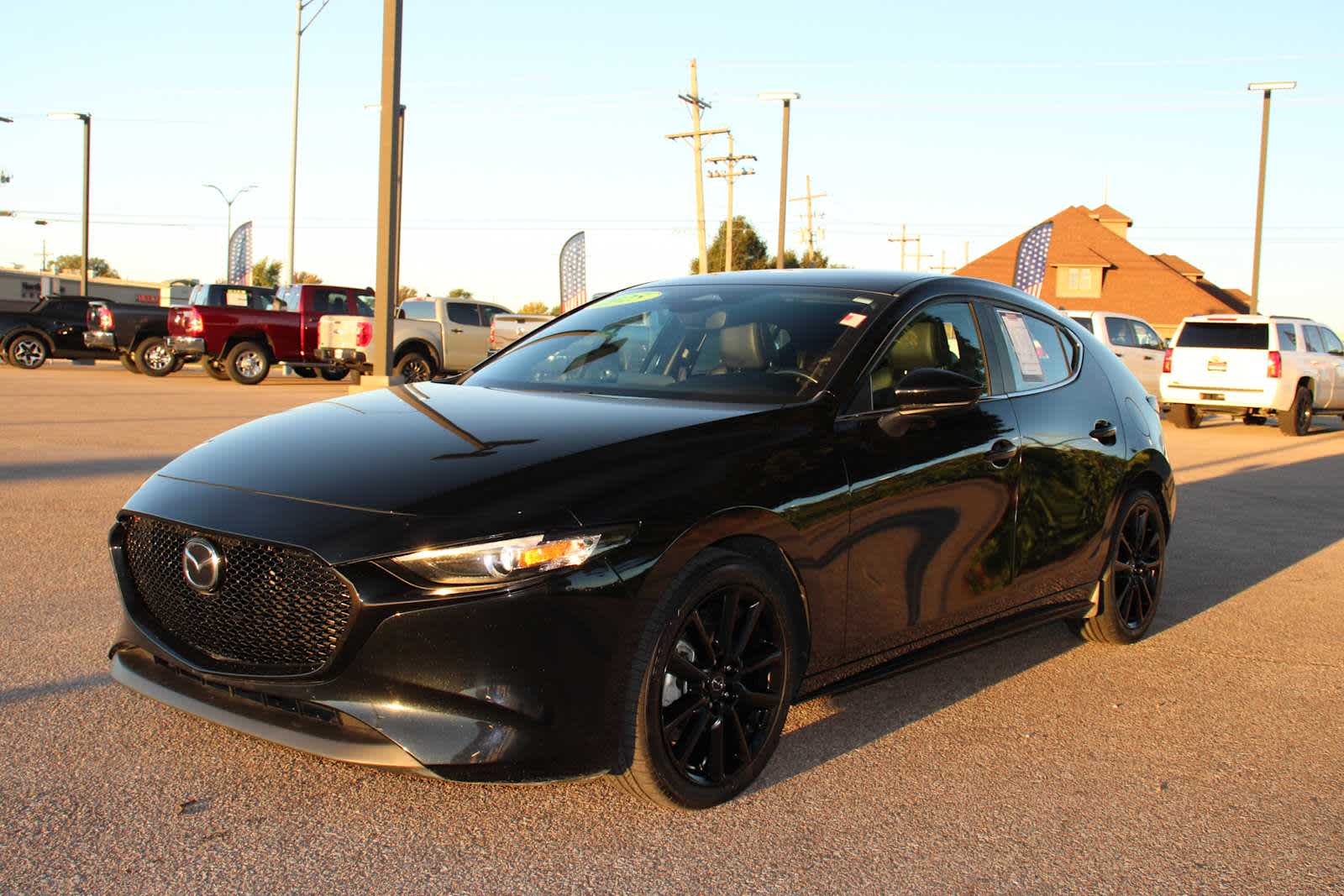 2025 Mazda Mazda3 Hatchback 2.5 Select Sport photo 3