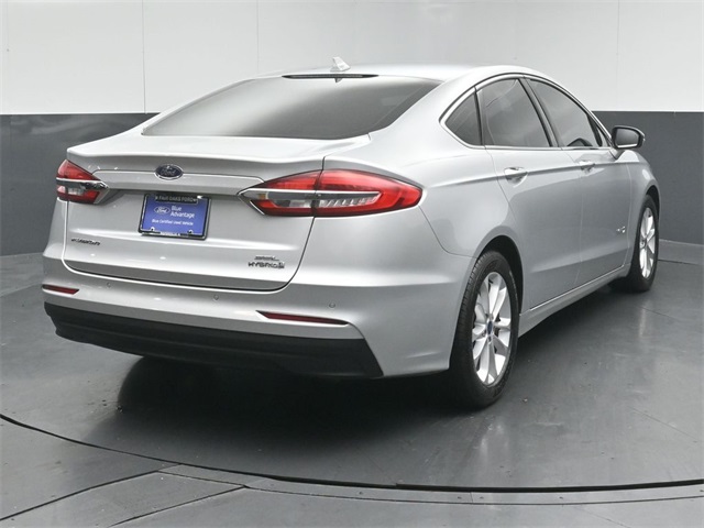 2019 Ford Fusion Hybrid SEL photo 3