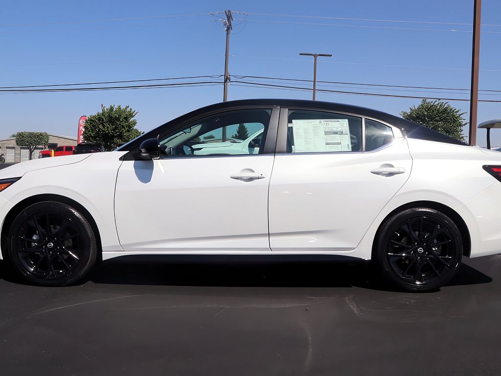 2025 Nissan Sentra SR Premium Midnight Edition photo 4