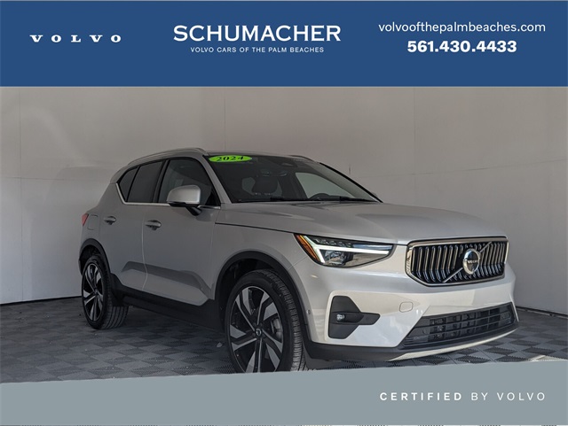 2024 Volvo XC40 Plus's photo