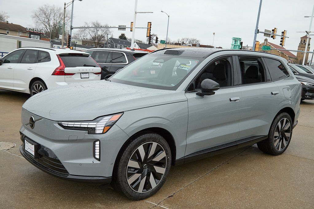 2025 VOLVO EX90 - Image 5