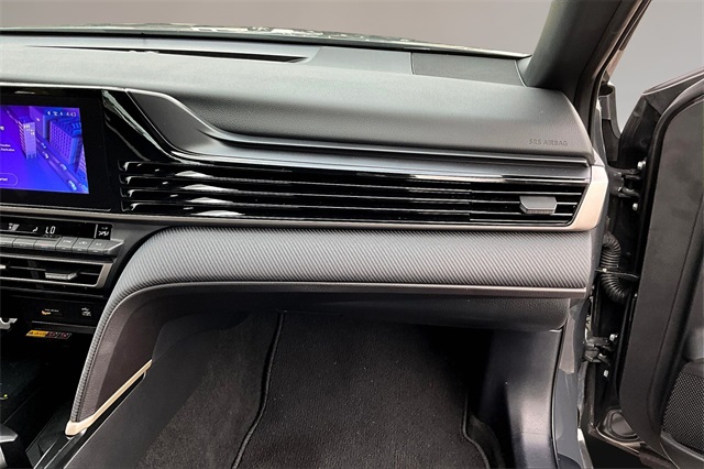 2025 Toyota Camry SE photo 14