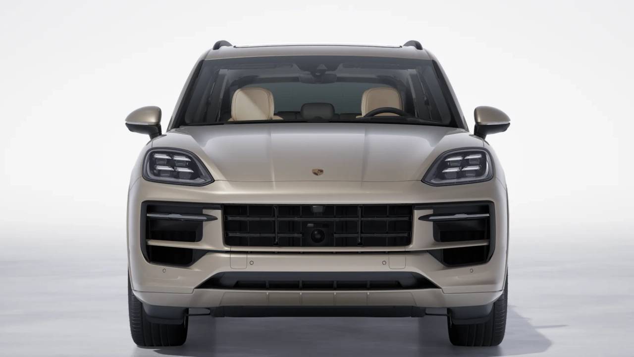 2026 Porsche Cayenne E-Hybrid photo 9