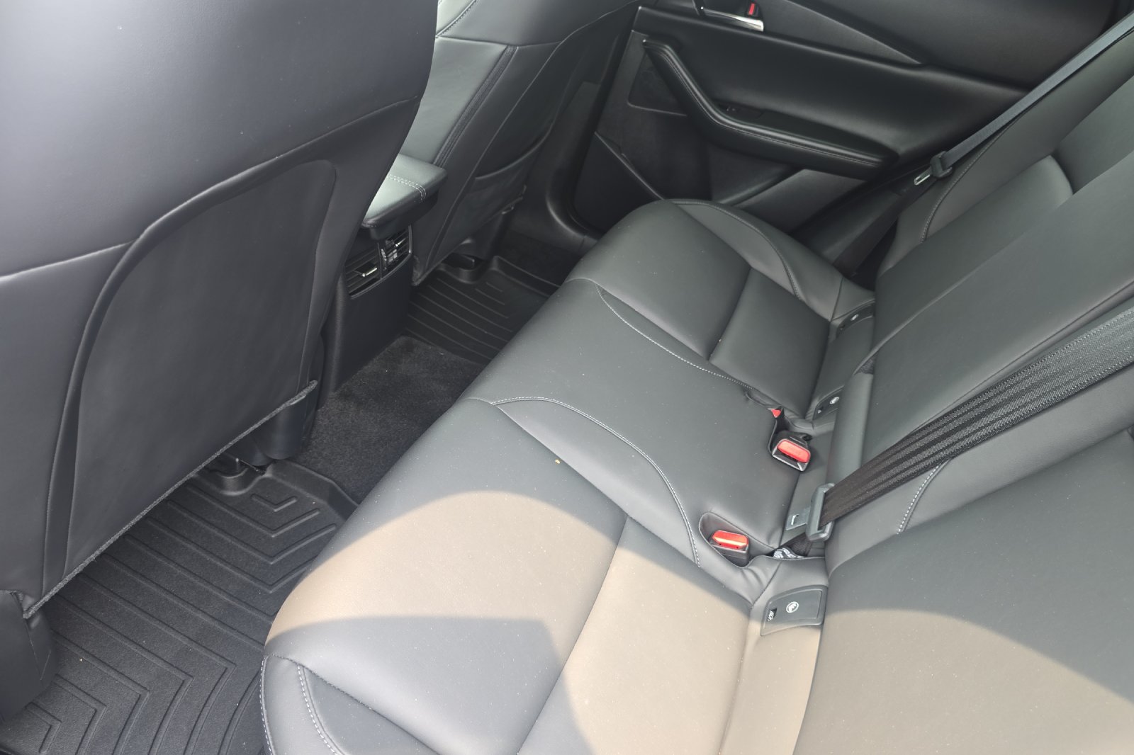 2023 Mazda CX-30 2.5 S Preferred photo 10