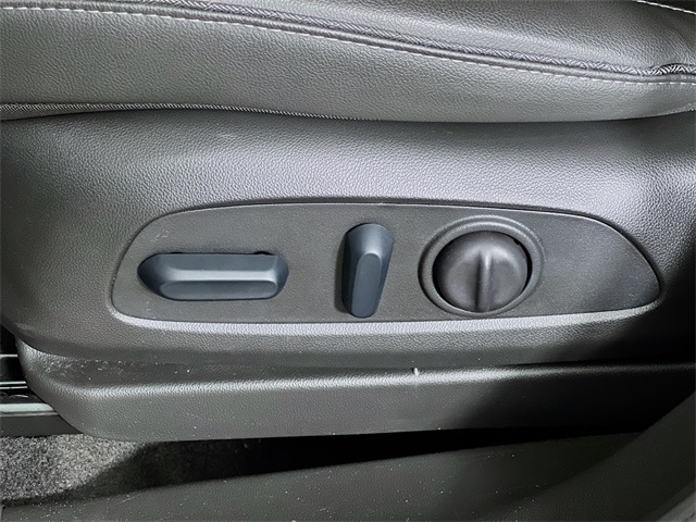 2024 Buick Encore GX Sport Touring photo 11