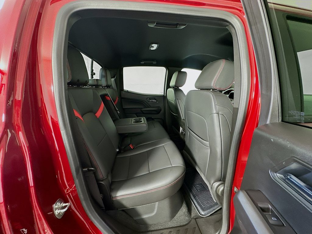 2025 Chevrolet Colorado Z71 photo 28
