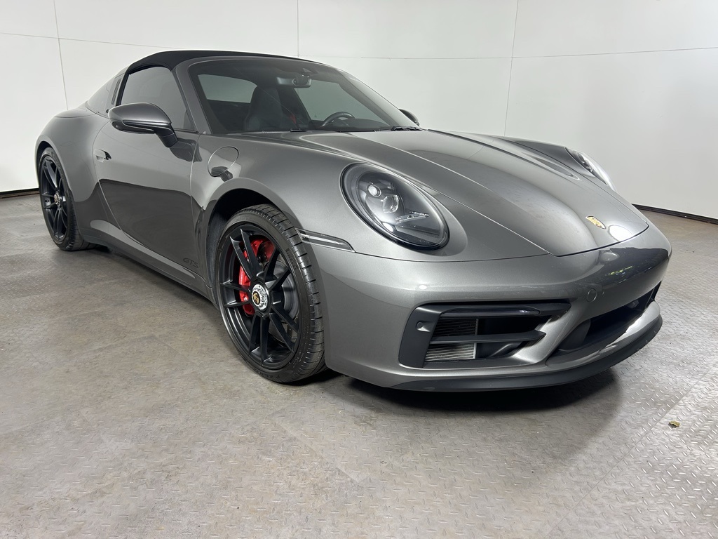 2024 Porsche 911 Targa 4 GTS photo 3