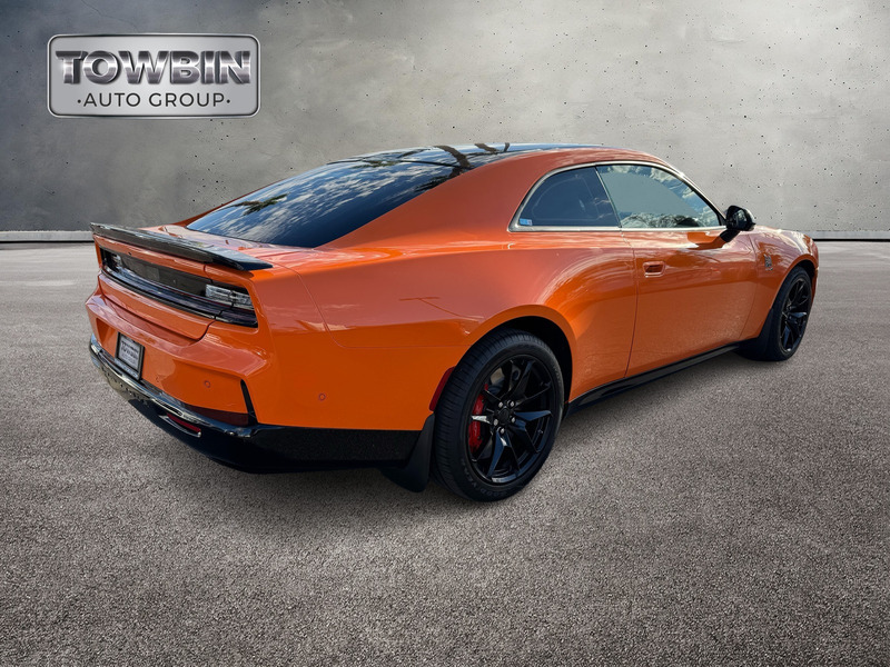 2025 Dodge Charger R/T Scat Pack photo 4