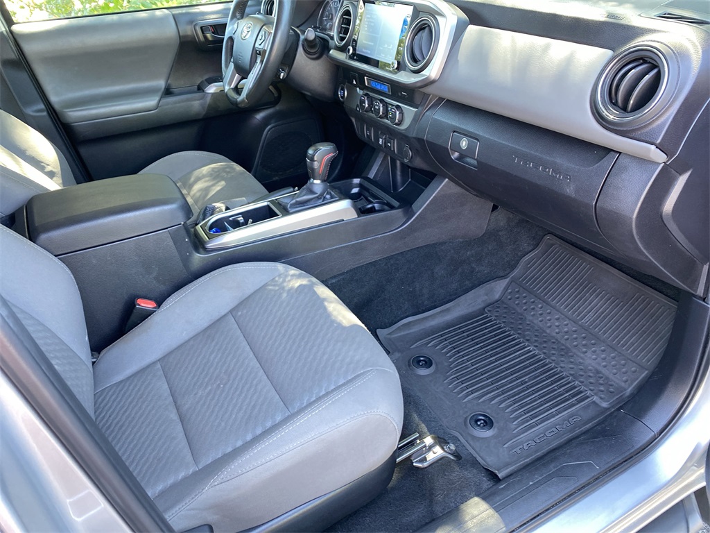 2023 Toyota Tacoma SR5 photo 30