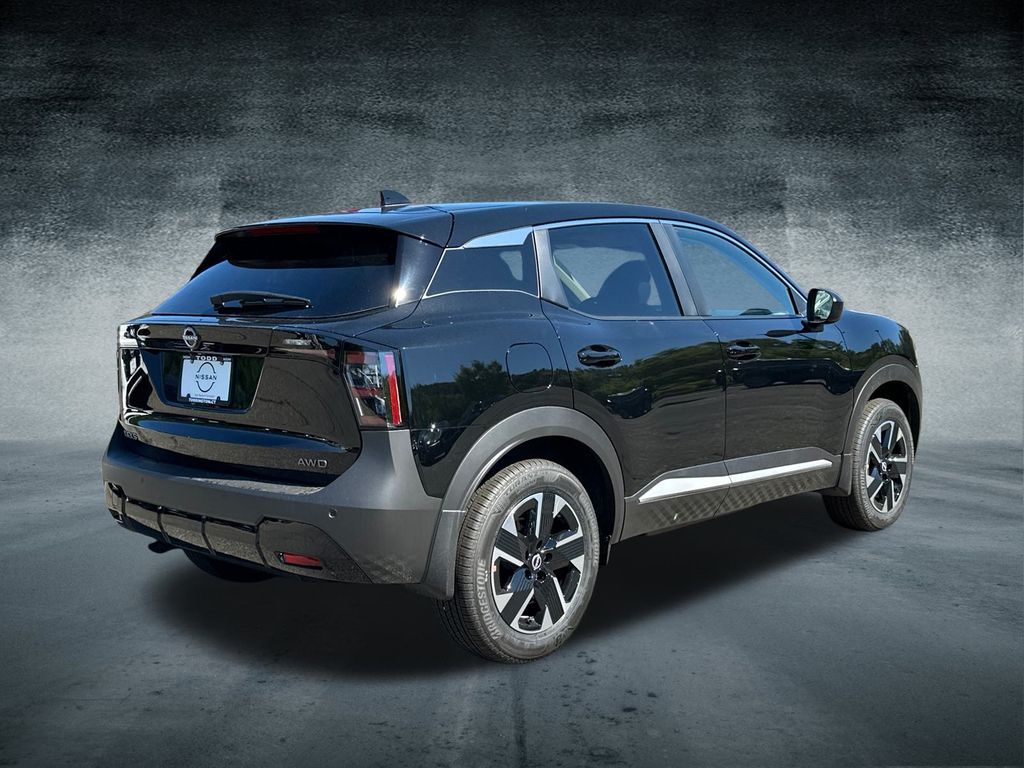 2025 Nissan Kicks SV photo 4