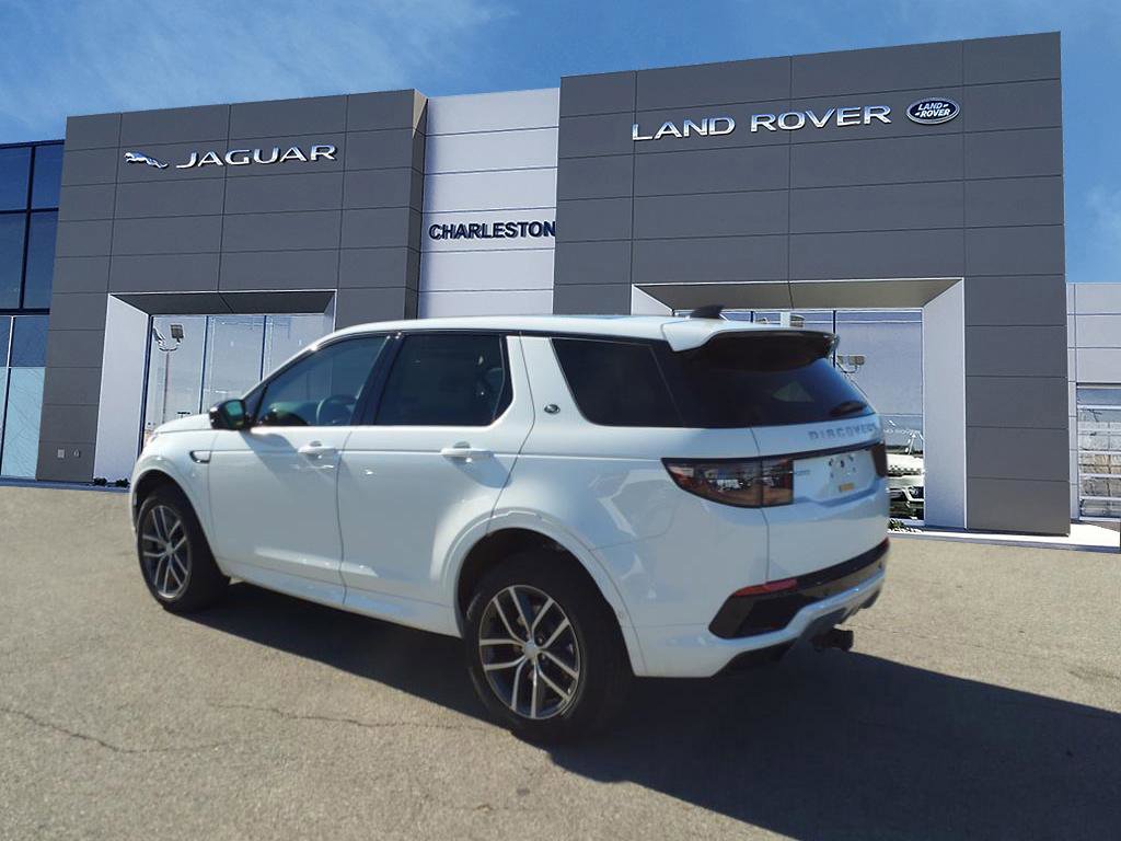 2025 Land Rover Discovery Sport S photo 3