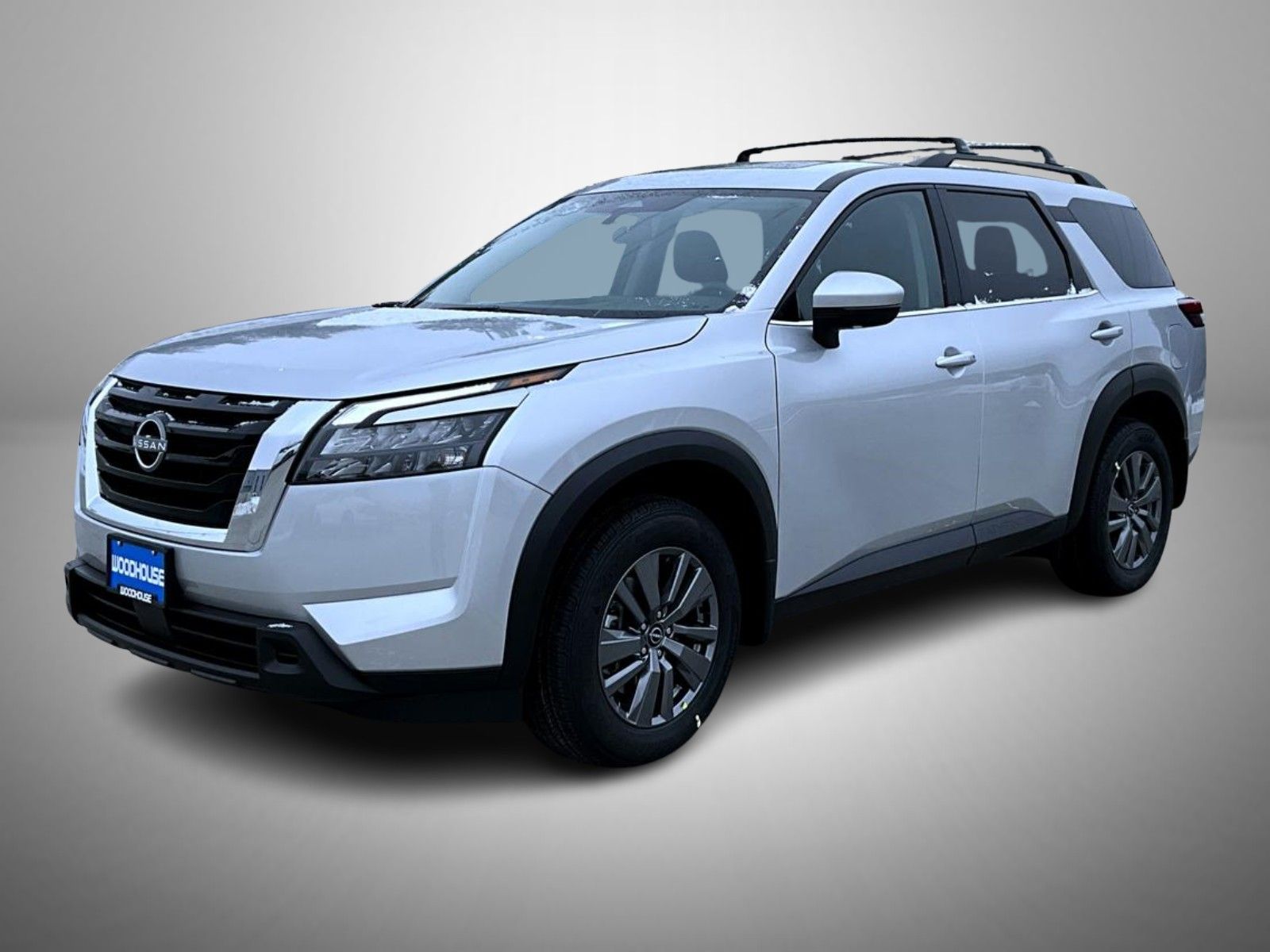 2025 Nissan Pathfinder SV's photo