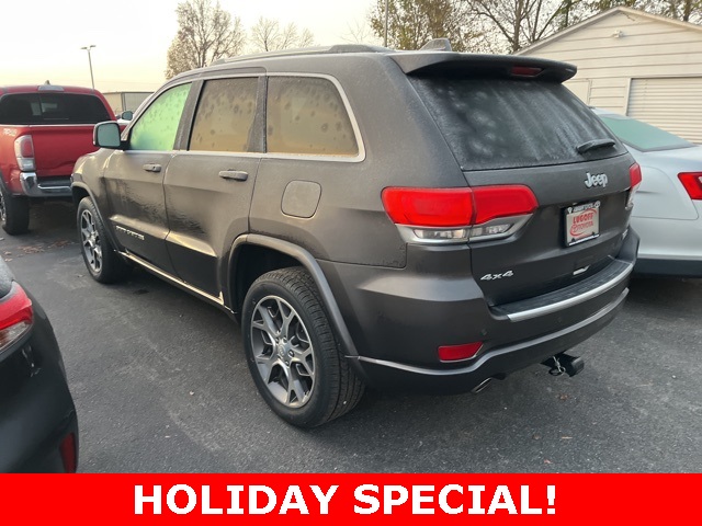 2018 Jeep Grand Cherokee Limited photo 2