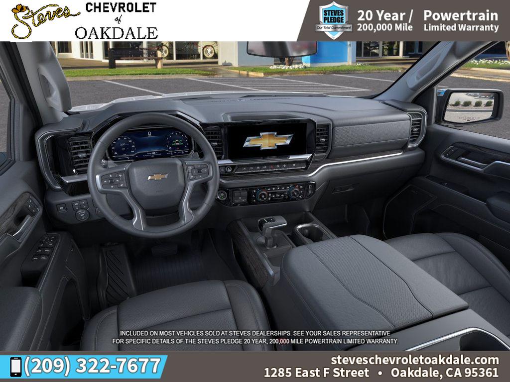 2025 Chevrolet Silverado 1500 LTZ photo 13
