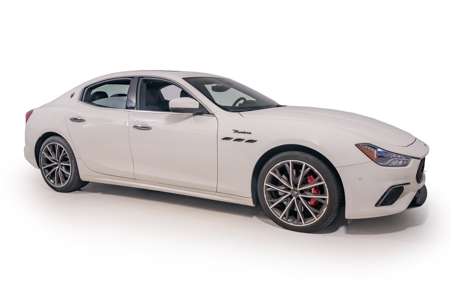 2022 Maserati Ghibli Modena Q4 photo 9