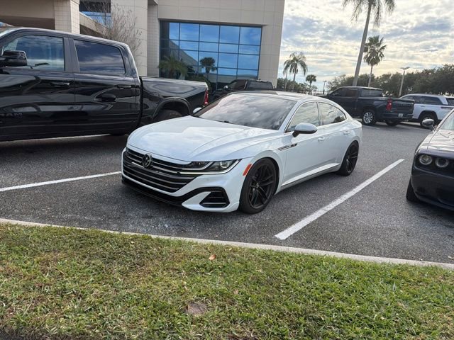 2022 Volkswagen Arteon SEL R-Line's photo