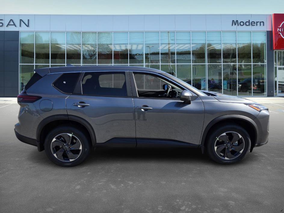 2026 Nissan Rogue SV photo 4