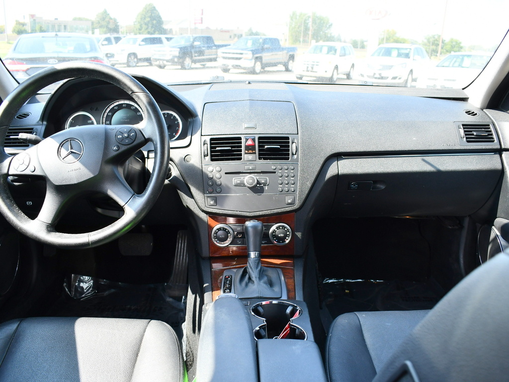 2009 Mercedes Benz C 300 Luxury 4MATIC photo 3