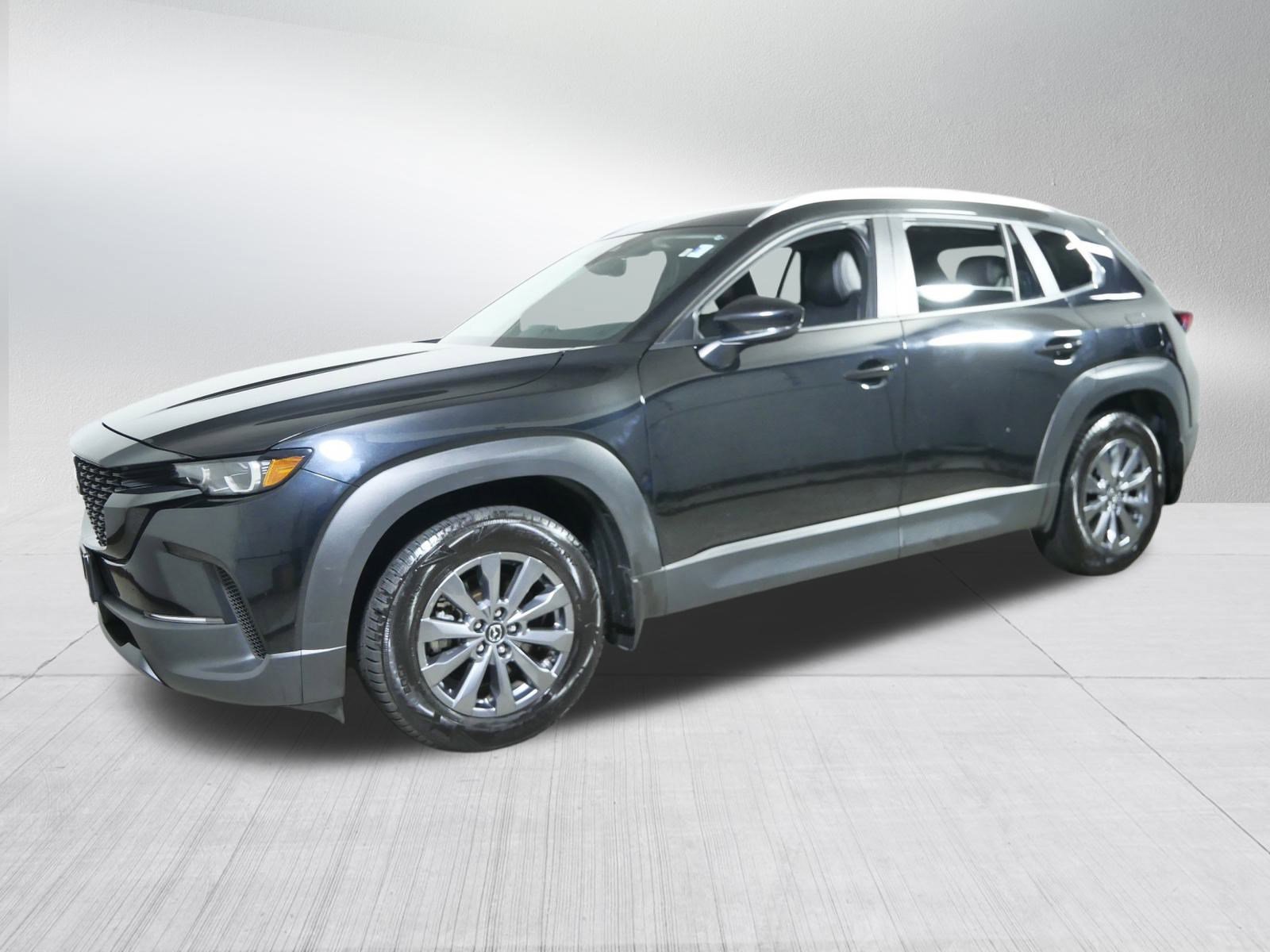 2023 Mazda CX-50 2.5 Preferred Plus photo 3