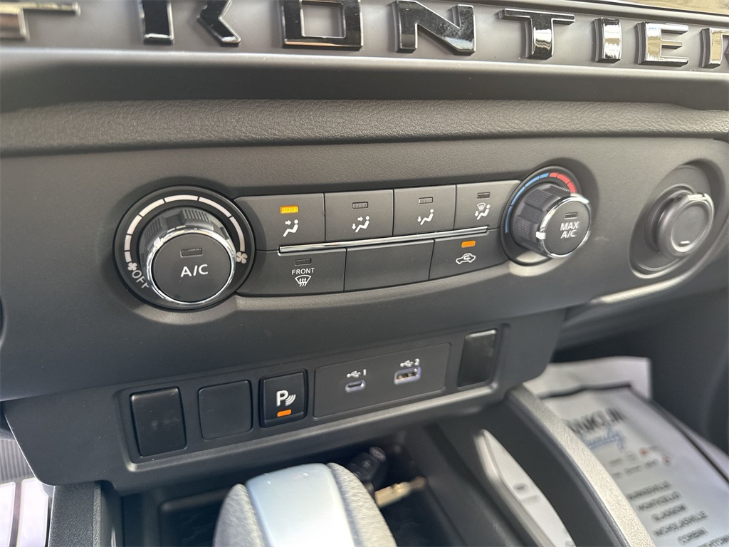 2026 Nissan Frontier Crew Cab SV photo 19