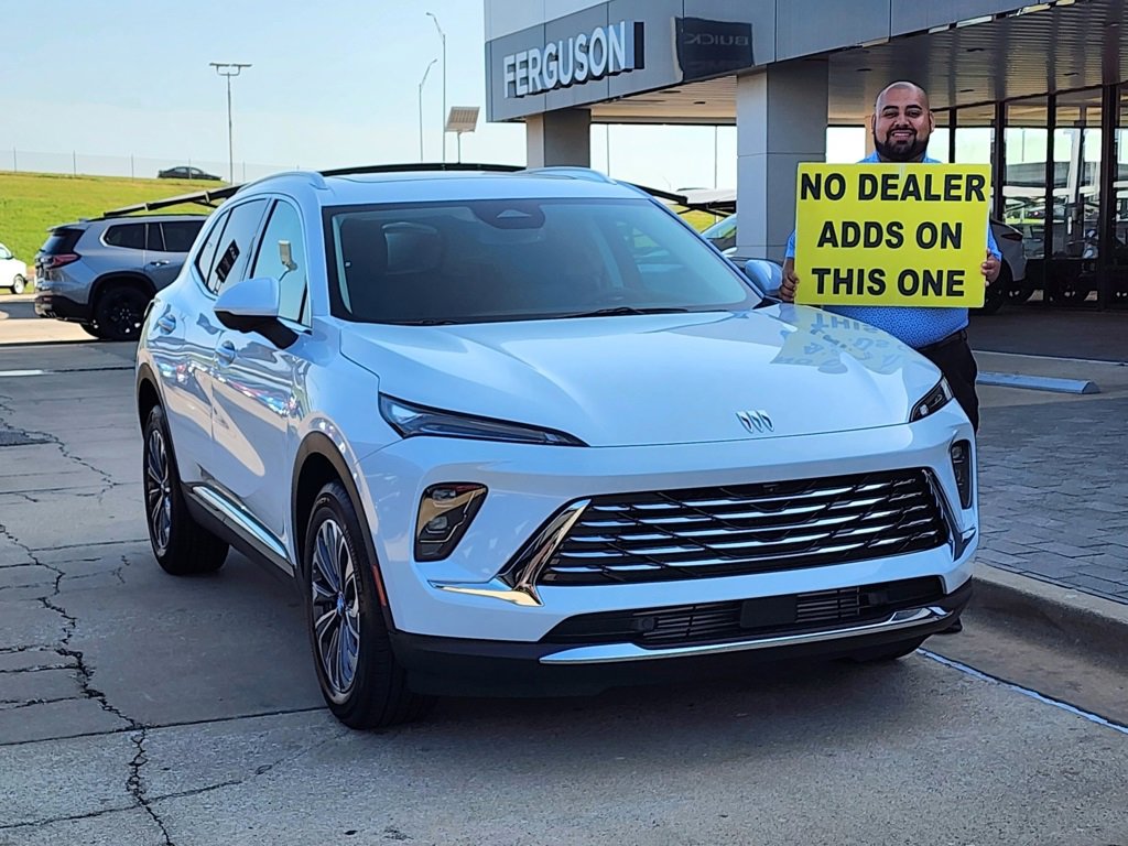 2025 Buick Envision Preferred's photo