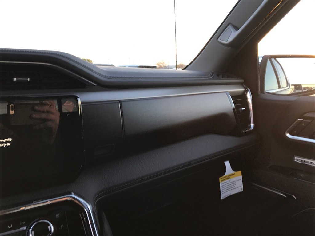 2026 GMC SIERRA - Image 25