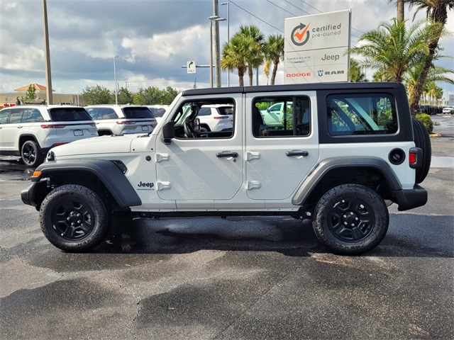 2025 Jeep Wrangler Sport photo 4