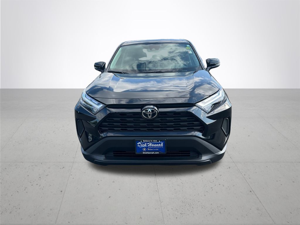 2025 Toyota RAV4 LE photo 3