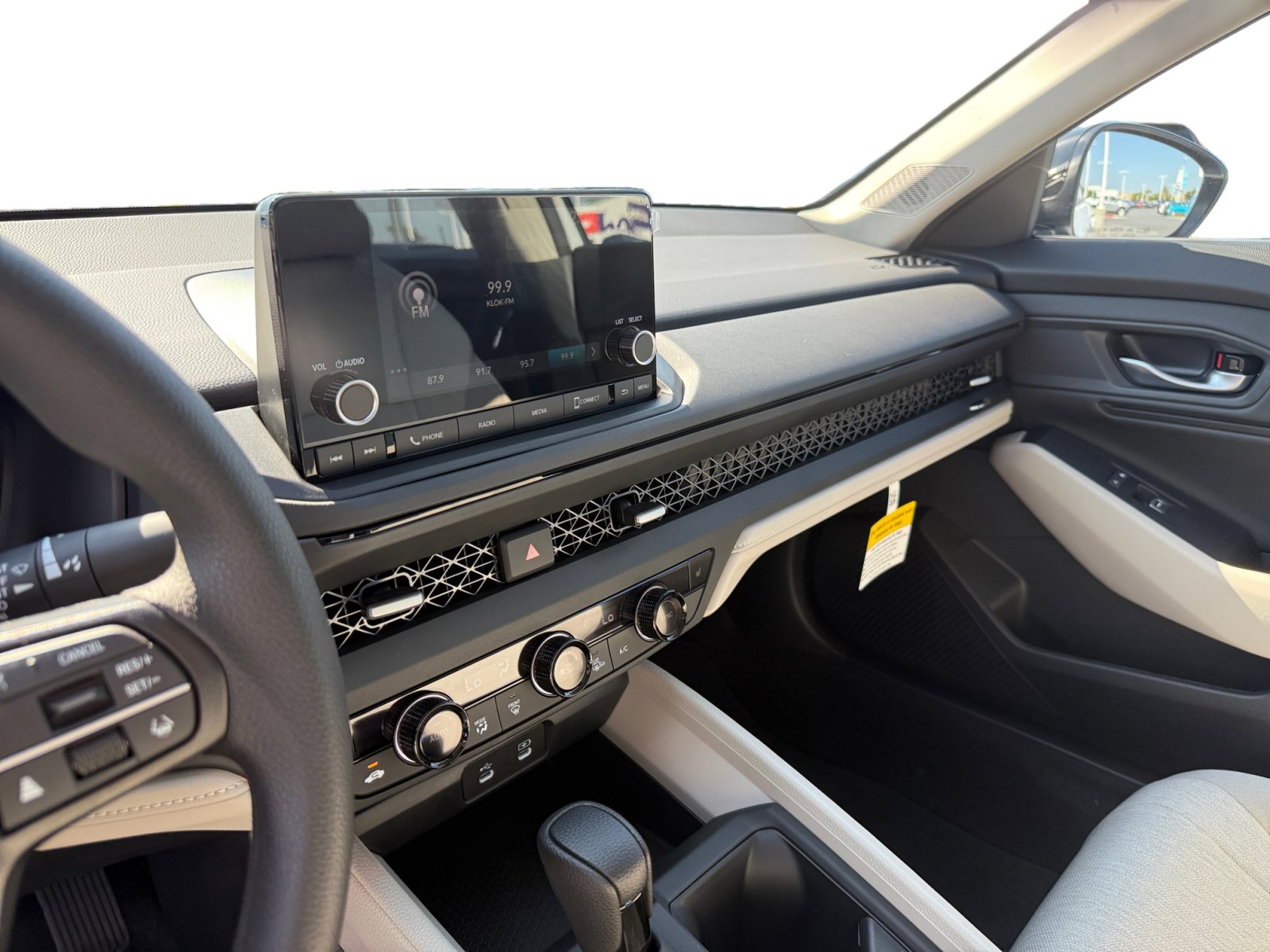 2025 Honda Accord SE photo 12