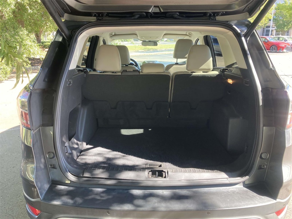 2017 Ford Escape SE photo 8