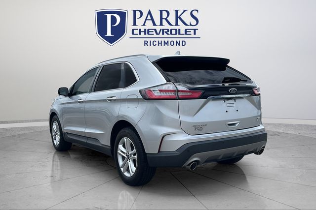 2019 Ford Edge SEL photo 5