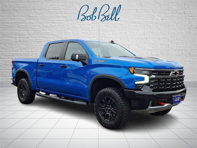 2025 Chevrolet Silverado 1500 ZR2's photo