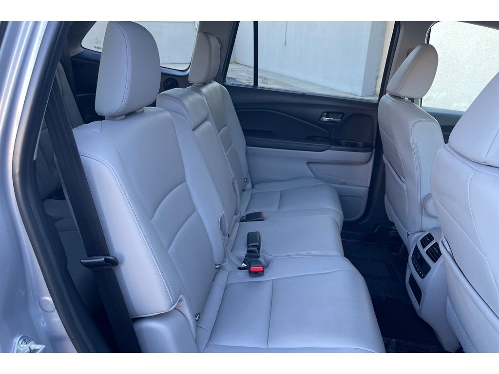 2022 Honda Pilot Special Edition photo 18