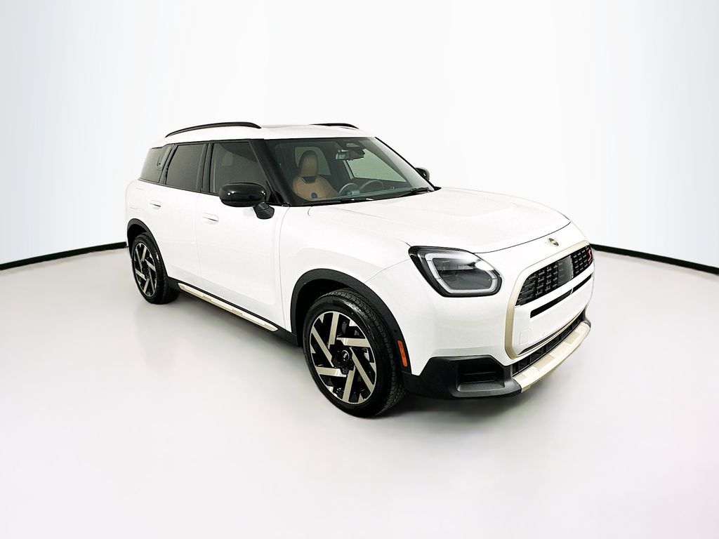 New 2025 White MINI Signature Plus image 3