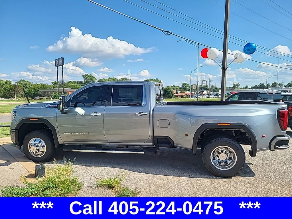 2026 Gmc Sierra 3500 HD Denali photo 4