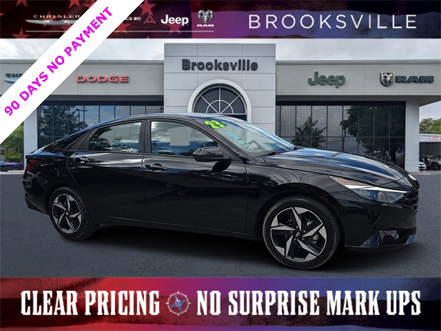 2023 Hyundai Elantra SEL's photo