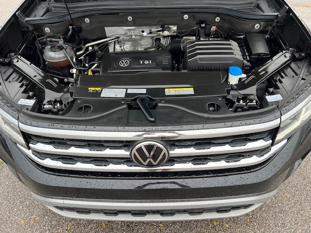 2023 Volkswagen Atlas SEL photo 38