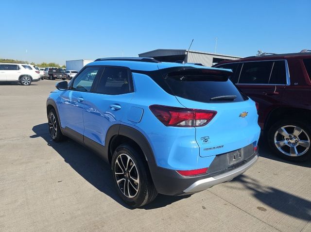 2024 Chevrolet Trailblazer LT photo 3