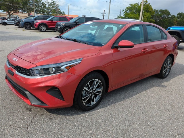 2023 Kia Forte LXS photo 8