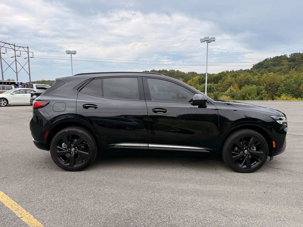 2023 Buick Envision Essence Sport Touring photo 2