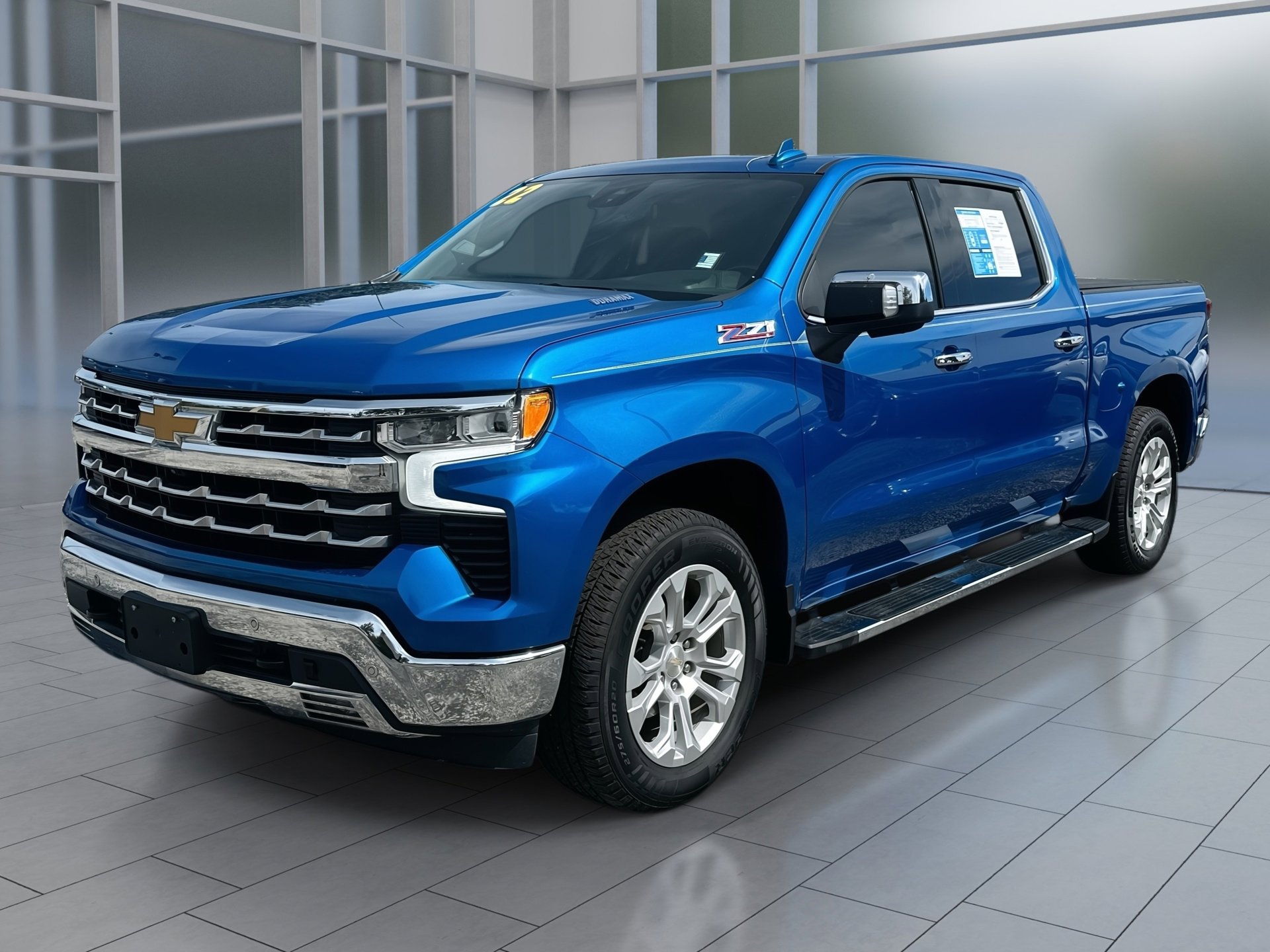 2022 Chevrolet Silverado 1500 LTZ photo 2