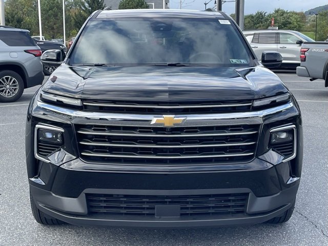 2026 Chevrolet Traverse photo 2