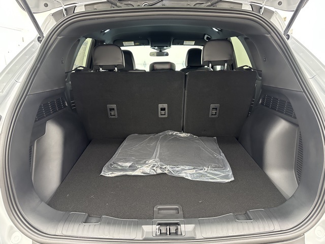 2025 Ford Escape ST-Line photo 16