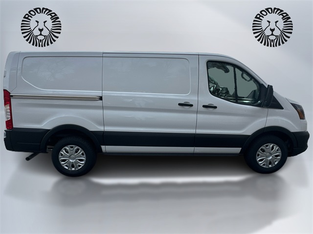 2025 Ford Transit Cargo Van photo 4