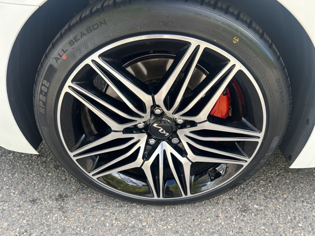 2022 Kia Stinger GT1 photo 11