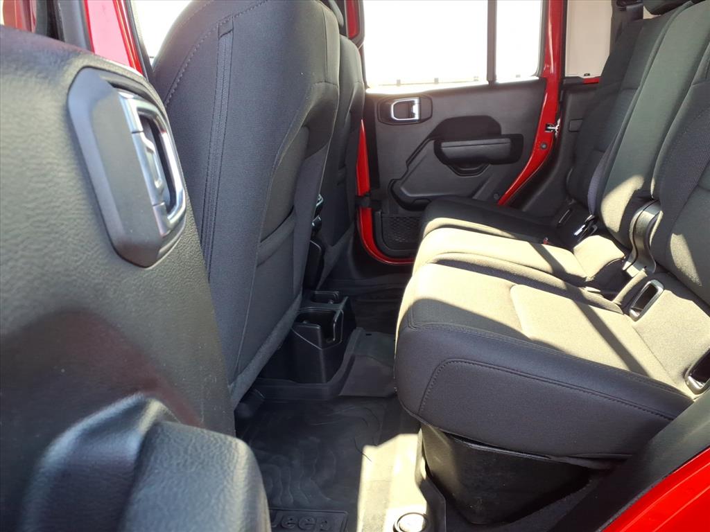 2023 Jeep Gladiator Sport photo 3