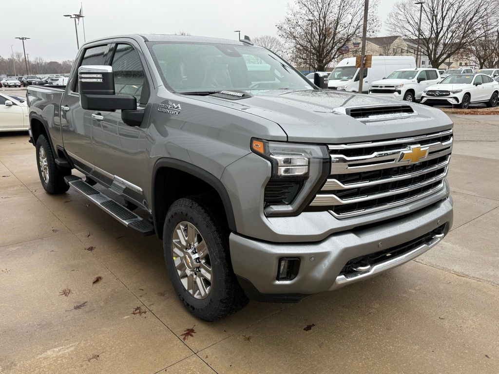 2026 Chevrolet Silverado 2500HD High Country's photo