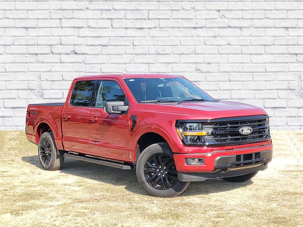 2025 Ford F-150 XLT's photo