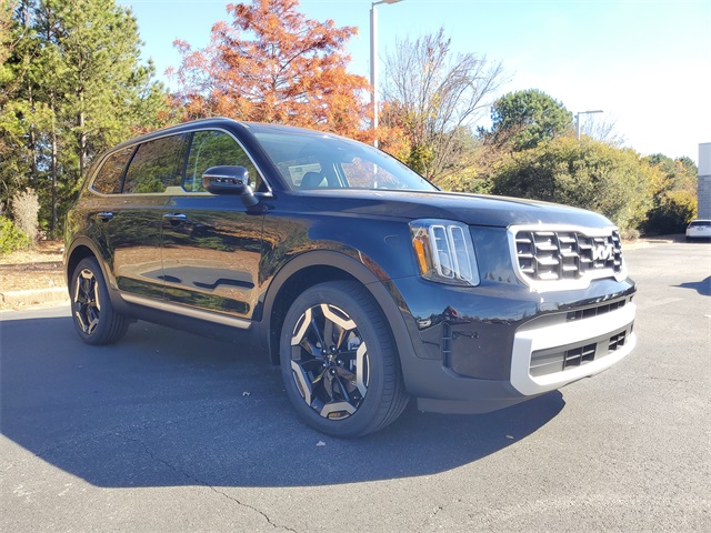 2025 Kia Telluride S photo 3